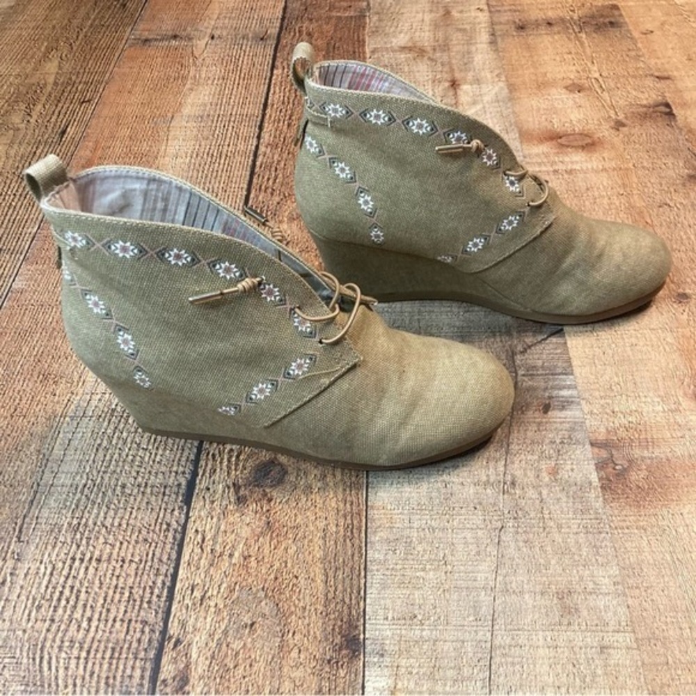 Sugar Wedge Booties Womens Size 8 Burlap Tribal Lace Up Western Southwestern - Picture 3 of 10